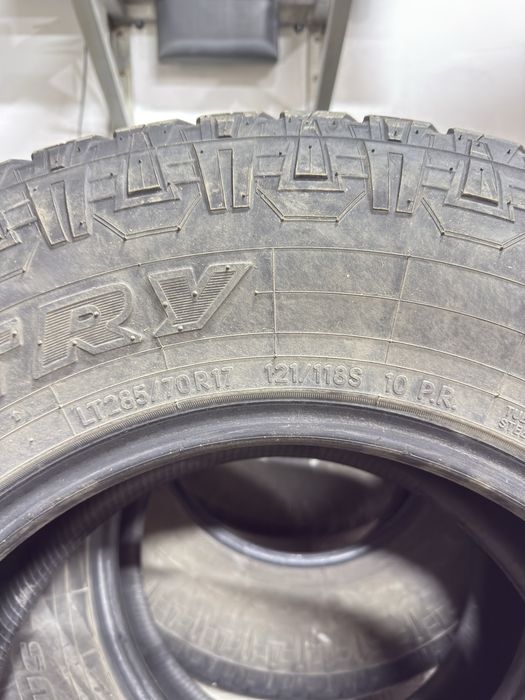 TOYO A/T 285/70/17