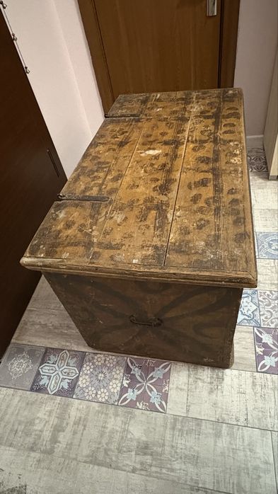 Ракла/съндък старинен ръчно рисуван