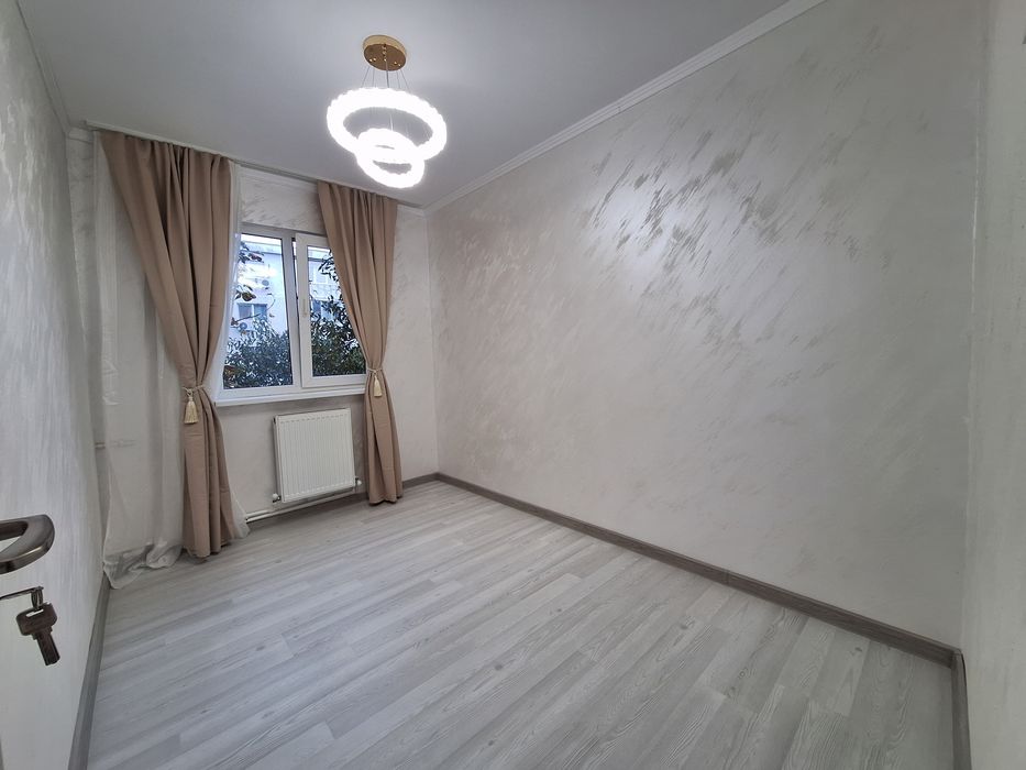 VÂND SAU SCHIMB - APARTAMENT LUX 3 CAMERE - 52 MP - ETAJ 2 - TOTUL ESTE NOU - Tomis Nord - Mutare Imediată - Gaze