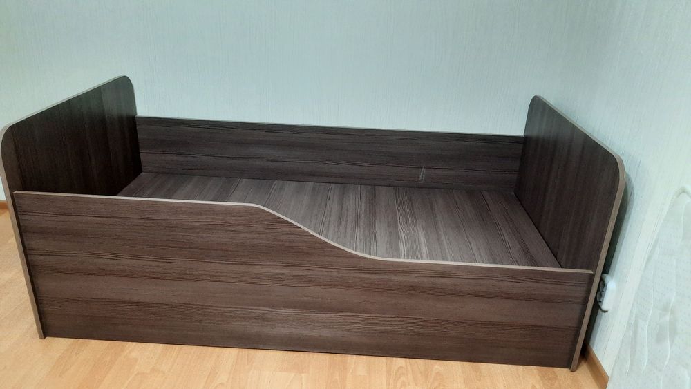 Продам детскую подростковую кровать