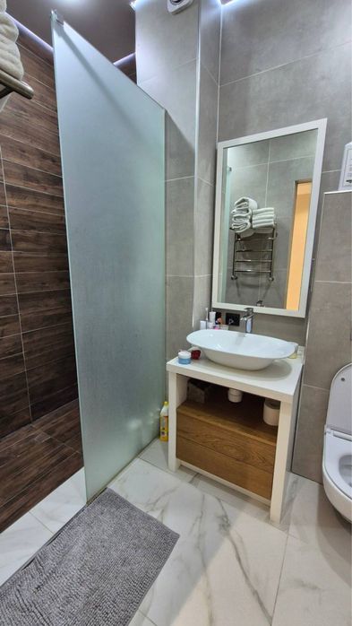 Продается 3х ком 130м2 ЖК Bobur Elite Бабура ,Нукусская