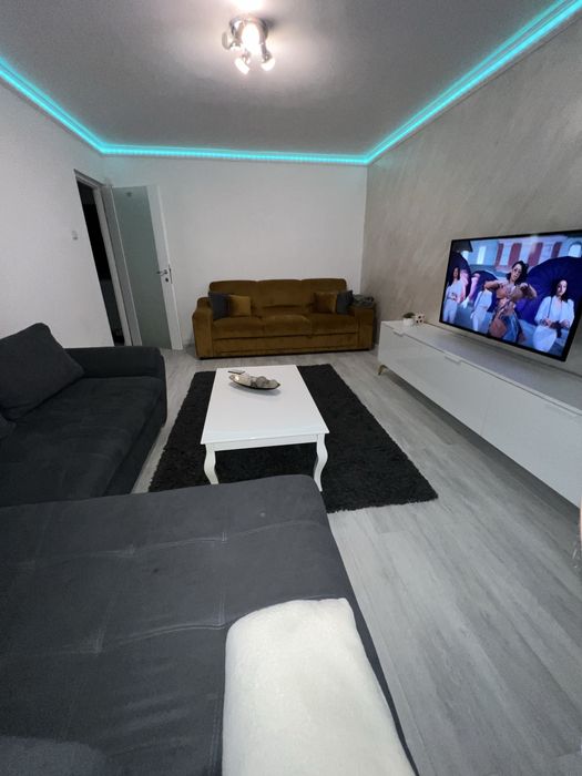 Vand apartament pb sau schimb cu casa