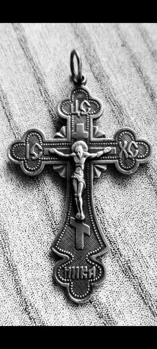 Продам    крестик  подвеску.