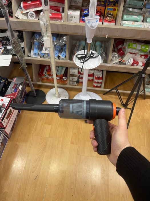 Moshina uchun mini pilesos