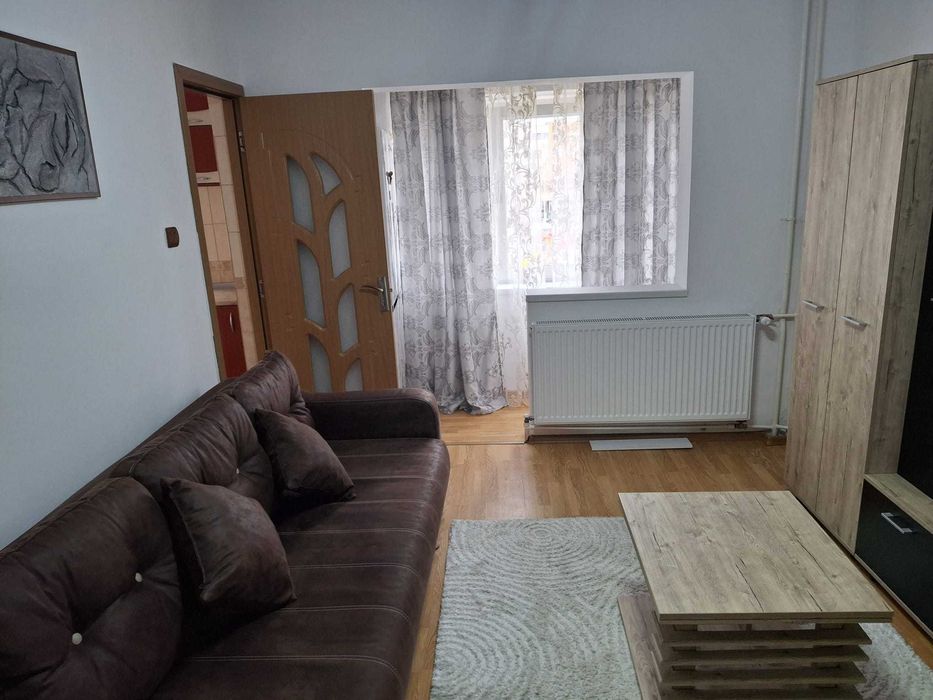 Inchiriere Garsonieră