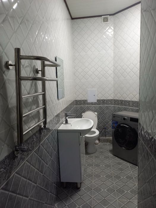 Arenda kvartira chilonzor 8 kvartal navastroyka dom 2 xonali