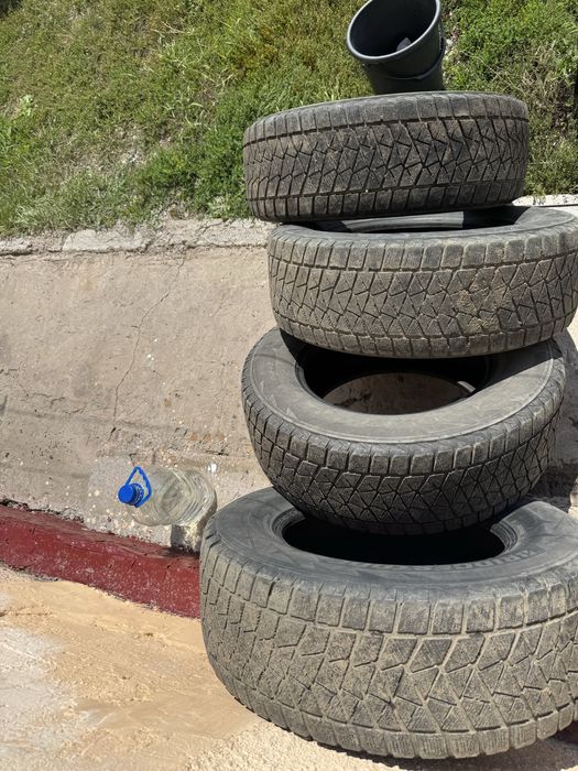 Комплект зимней резины bridgestone