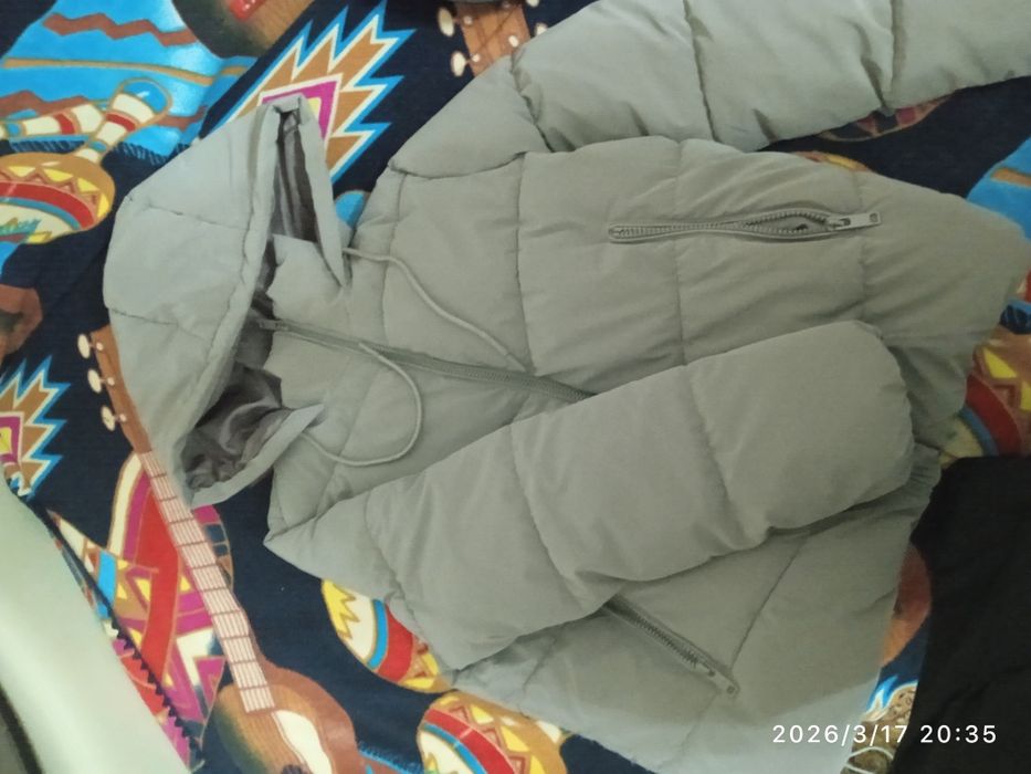 Продам куртку SINSAY осень/весна