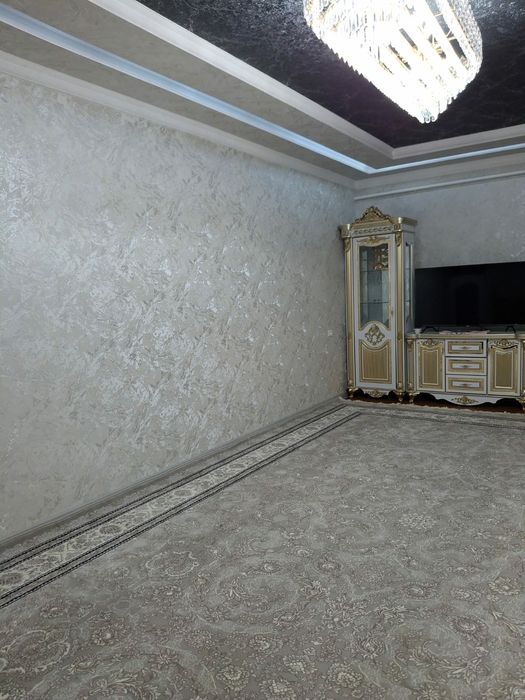 Квартира ремонт. Натяжные потолки .