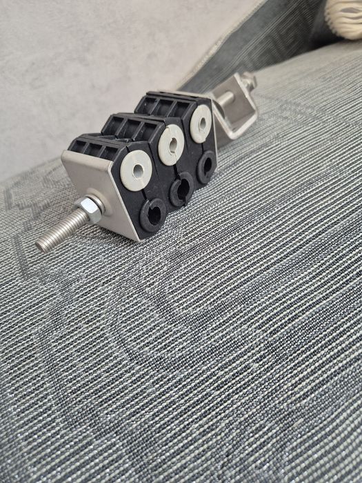 Крепежи кабеля клемпы