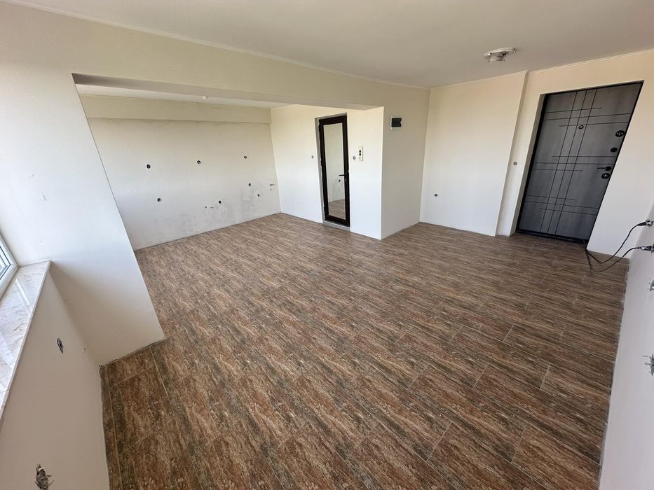 Продава се Едностаен апартамент в Бургас, Долно Езерово - 40 кв.м за 975 €/кв.м - Снимка #3