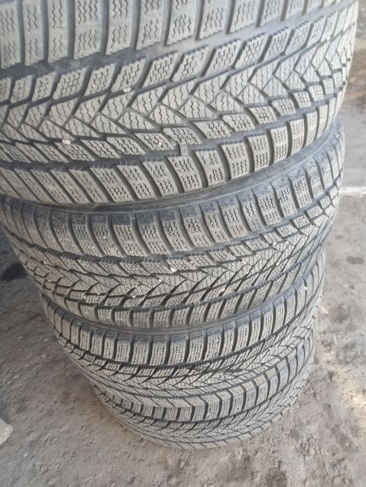 Продам зимнюю резину!