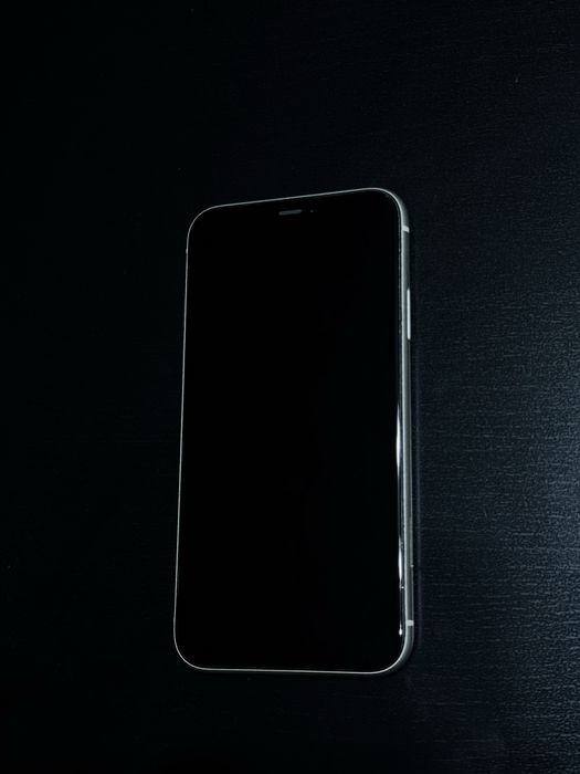 Продам Iphone 11 64gb..