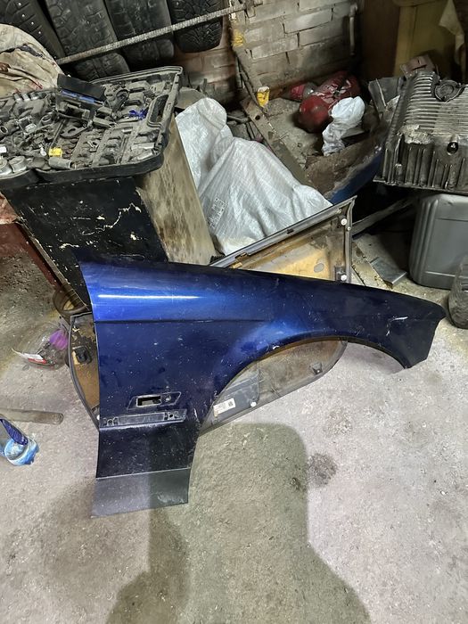 Крыло правое БМВ е36
