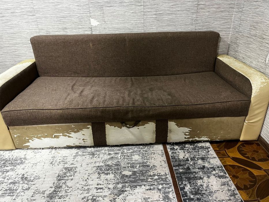 Продам диван с креслом