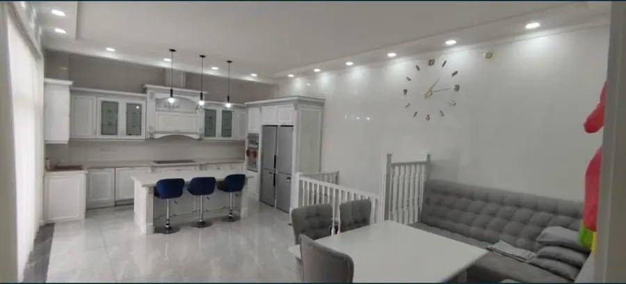 Сдается участок на 7 соток, Мирабадский район, можно под офис ( н773 )