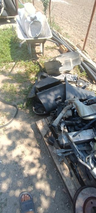 Vând piese Peugeot 307