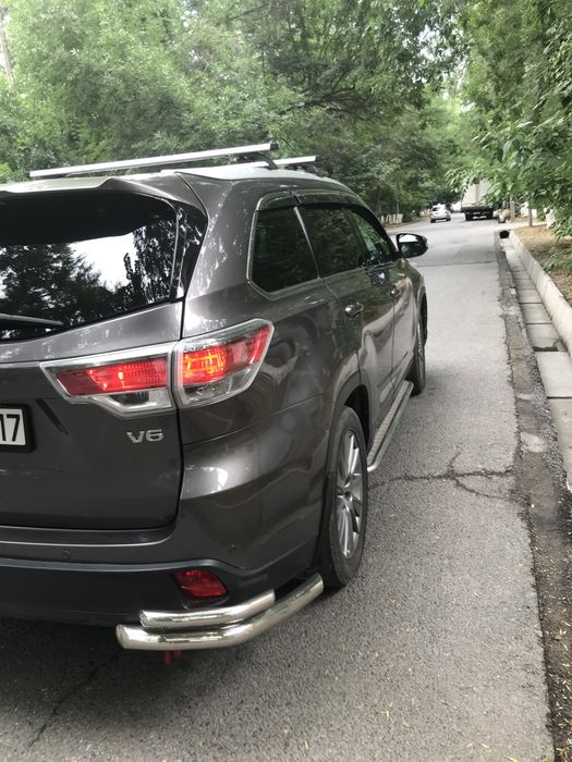 Продам Toyota Highlander