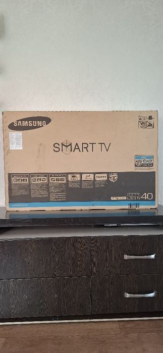 Телевизор Samsung Smart TV 40(102cm) 8серия