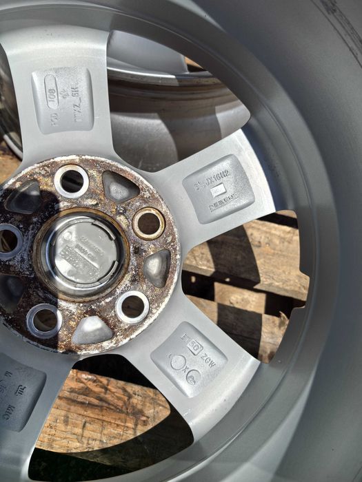 16 цола 5 х 108 мм ФОРД / Волво - 6,5 Инча / ЕТ 50