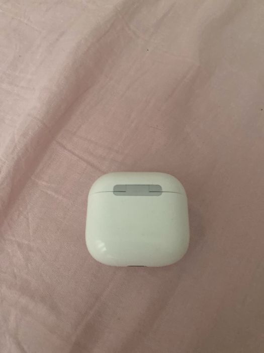 Airpods 4 идеальное состояние бу