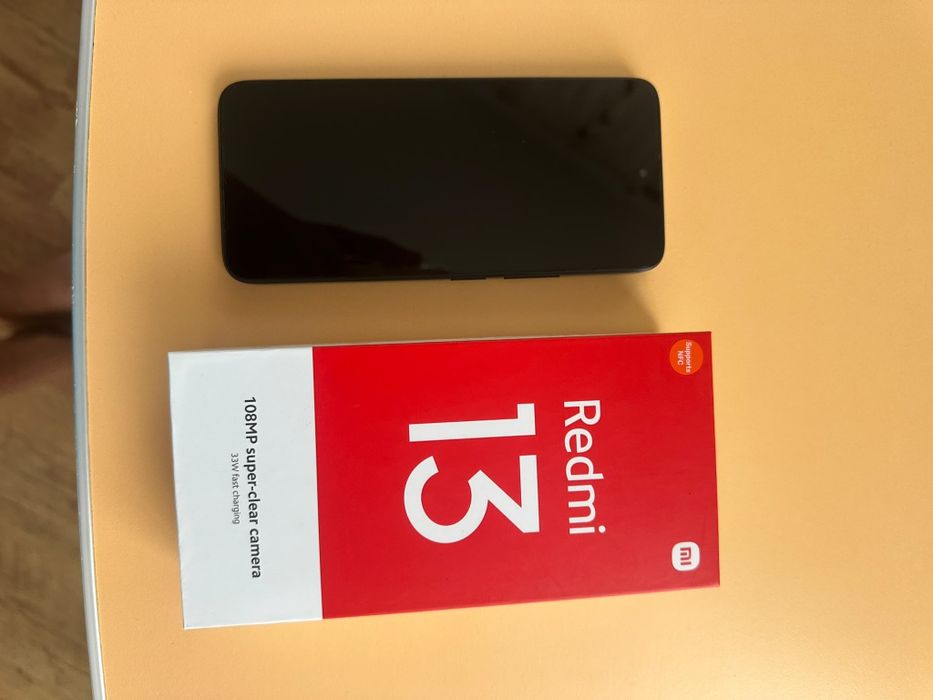 Vand  telefon redmi 13