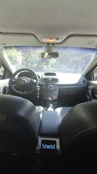 Vând Clio 3 1.6 16V 2007 km reali