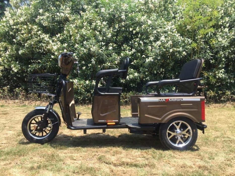 Двуместна електрическа карго триколка MAX MOTORS 1500W BROWN