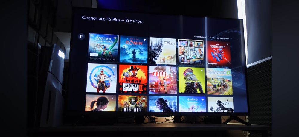Playstation 5 slim + 2 dual sens + ps plus extra
