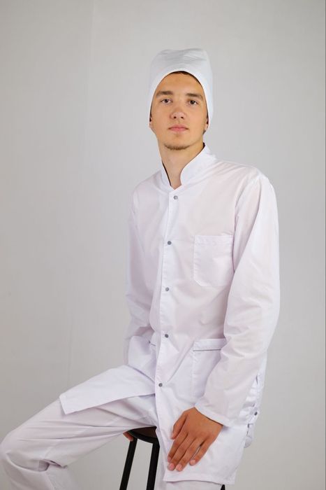 Медицинский мужской халат