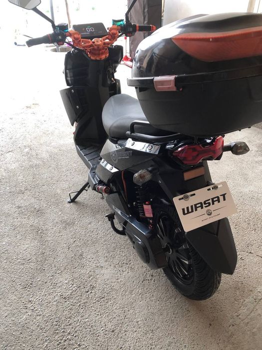 Скутер редлайн сотилади