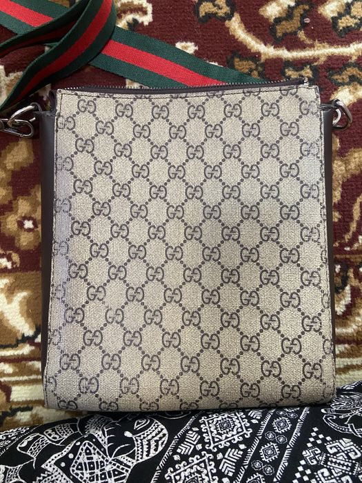 барсетка гуччи дерзкая