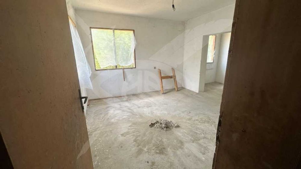 Продава се Къща в с. Царевци, Област Варна - 193 кв.м за 260 €/кв.м - Снимка #1