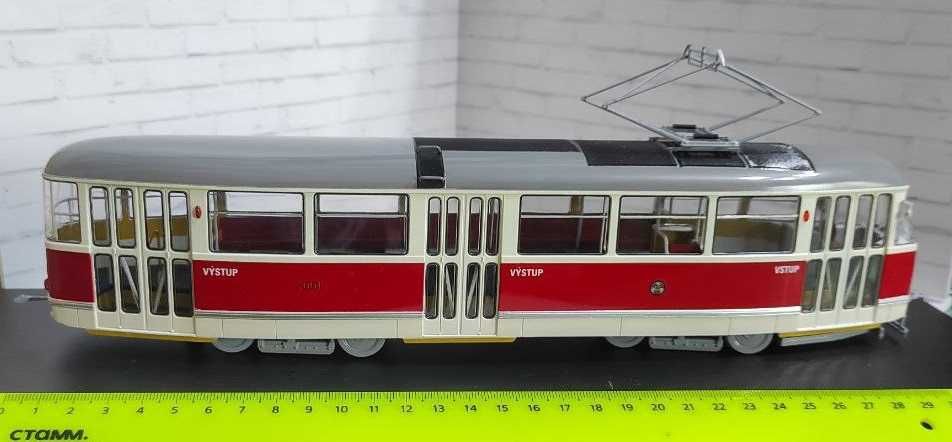 Продам модели трамваев : МТВ-82, ЛМ-68 и TATRA T1 в масштабе 1/43