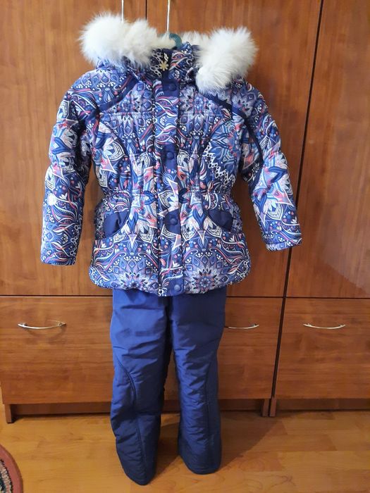 Зимний комбинезон на девочку