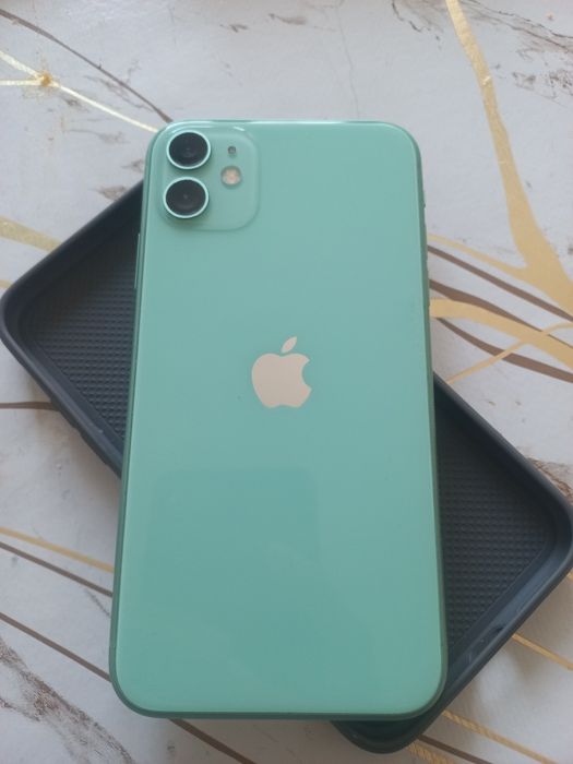 Продам Айфон 15 про мах