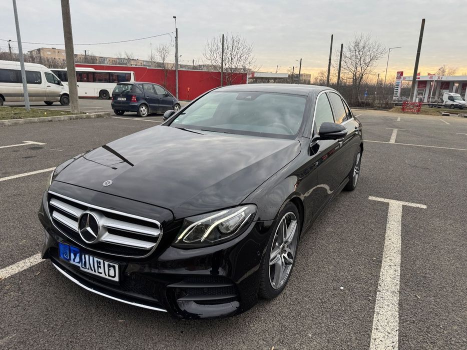 Mercedes-Benz E Mercedes-Benz E 220 d, AMG Line, an 2018, 84.400 km
