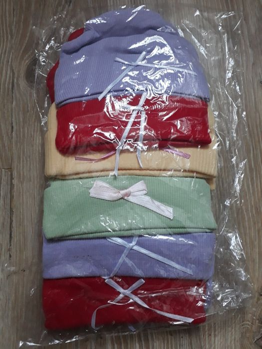 Продам детские шапочки