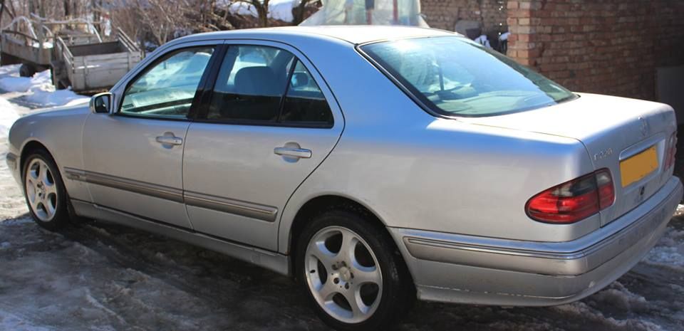 НА ЧАСТИ!!! Mercedes W210 E220 CDI седан фейслифт/ Мерцедес В210