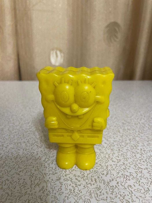 Игрушки разные по 500 тг