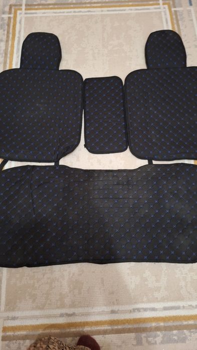 Продам чехолы,универсальный