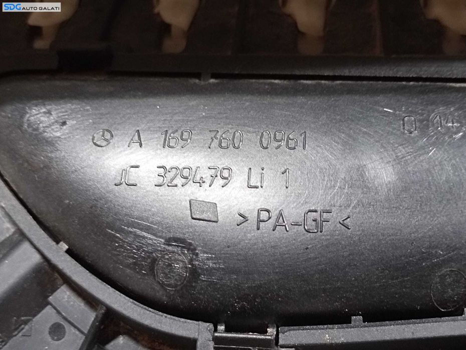 Panou Tapiterie Fata Interioara de la Usa Portiera Stanga Spate Mercedes Clasa B Class W245 2005 - 2012 Cod T245335008 A1697300340 [M5916]