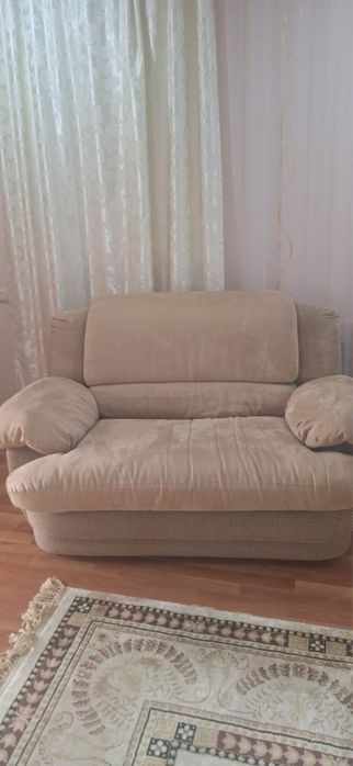 Мягкий уголок тройка