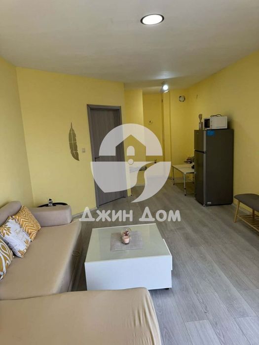 Продава се Двустаен апартамент в Обзор - 68 кв.м за 540 €/кв.м - Снимка #2