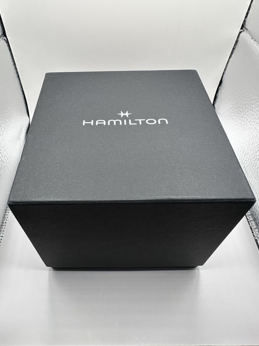 *Чисто Нов*Hamilton H64605531 Khaki Pilot Day Date *Night Mission*