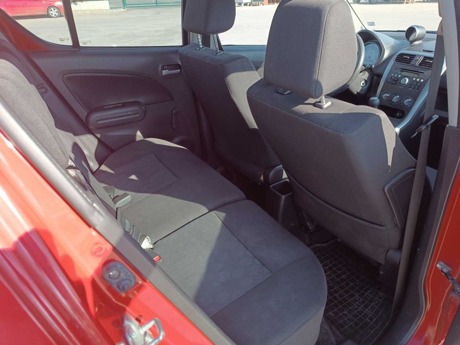 Suzuki Splash 2010