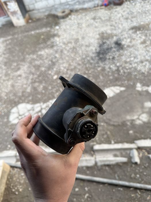 Продам валюметр на мерс