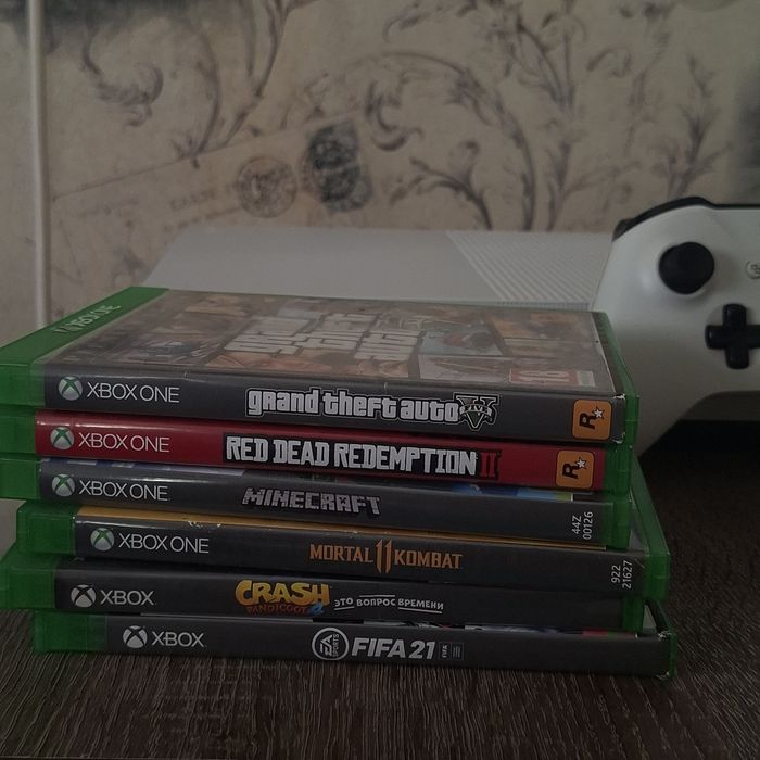 Приставка Xbox one s
