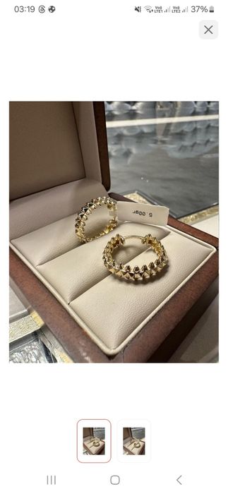 Золотые серьги срочно продам