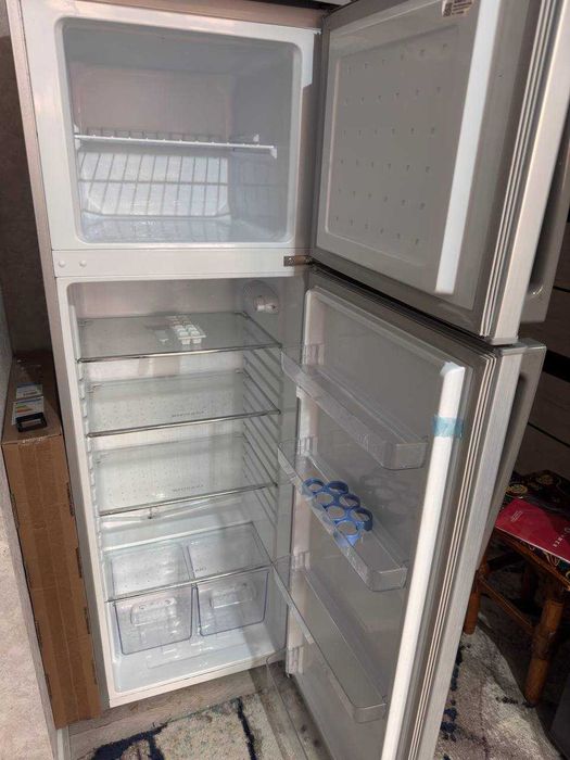 холодильник продается